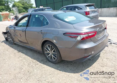 2022 Toyota Camry Xle Awd z USA, uszkodzony, nr VIN 4T1F11BK3NU061401